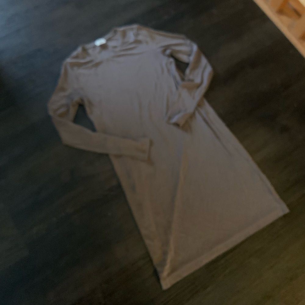 WILFRED/ARITZIA STRAIGHT STYLE DRESS - Picture 2 of 9